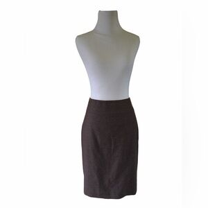 Banana Republic NWT Brown Stretch Wool Skirt with exposed back zipper, size 10